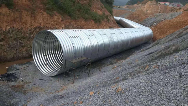 波紋涵管施工過(guò)程.jpg 波紋涵管施工過(guò)程.jpg